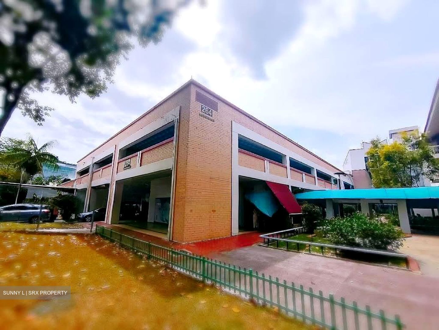 264 SERANGOON CENTRAL (D19), Shop House #573908401